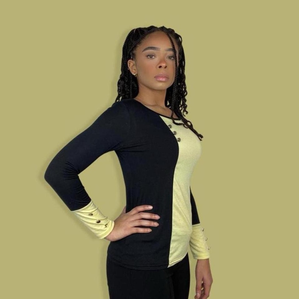 Color Block Long Sleeve Top - Picture 3 of 4
